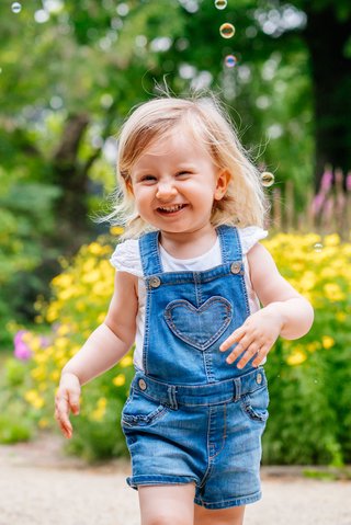 Familienfotos und Kinderfotos natürlich und lebendig in Dresden-31.jpg