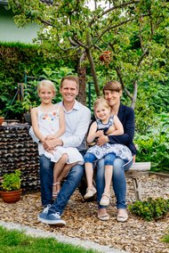 Familienfotos und Kinderfotos natürlich und lebendig in Dresden-21.jpg