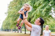 Familienfotos und Kinderfotos natürlich und lebendig in Dresden-39.jpg