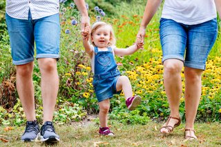 Familienfotos und Kinderfotos natürlich und lebendig in Dresden-28.jpg