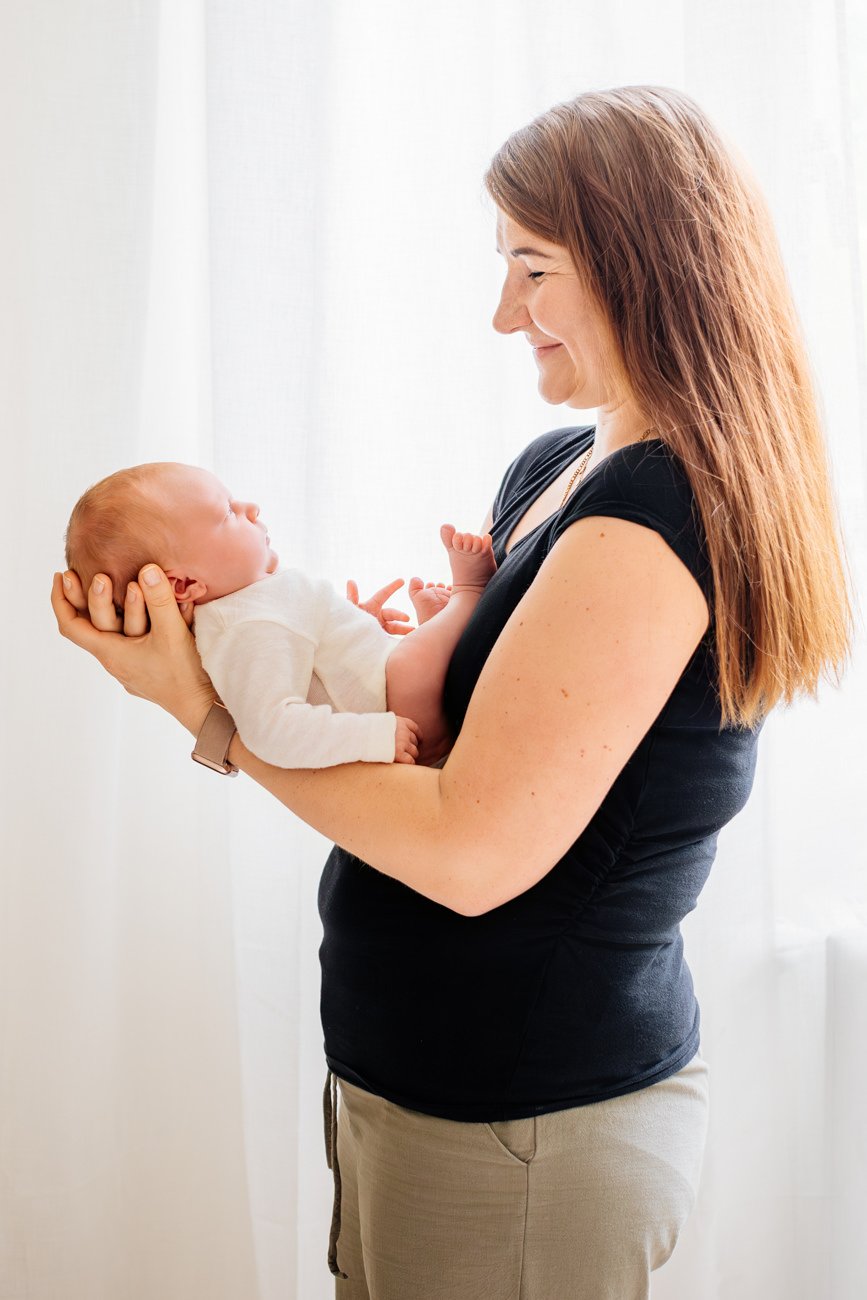 Newbornfotos Dresden Babyfotos im eigenen zu Hause-009.jpg