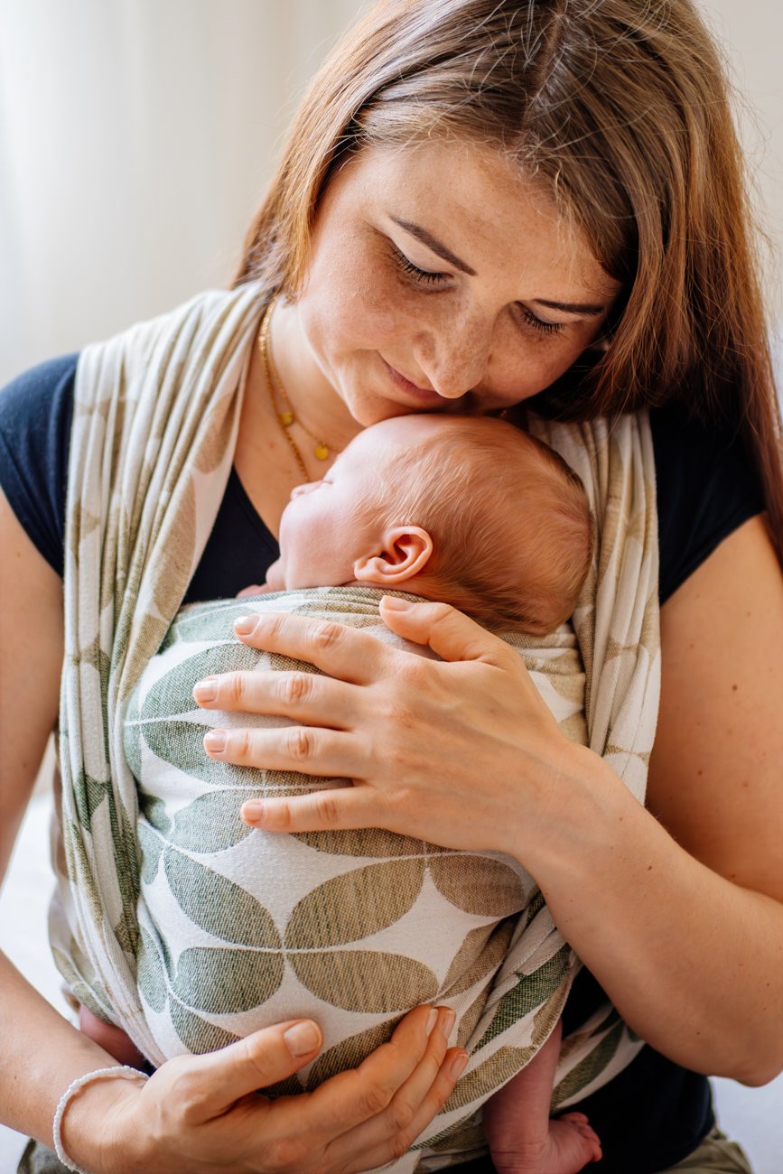 Newbornfotos Dresden Babyfotos im eigenen zu Hause-044.jpg